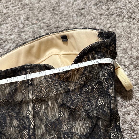 Charlotte Russe Plus size Lace Corset Top NWOT - Picture 3 of 5